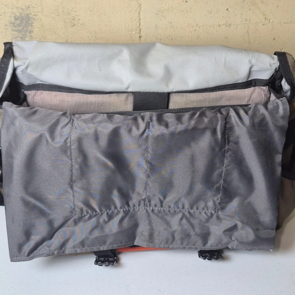 Timbuk2 Classic Messenger Bag Brown Orange Laptop Crossbody Shoulder Strap